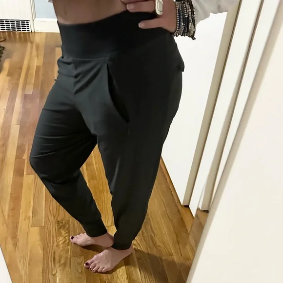 Athleta Soho (original) Lined Joggers-Charcoal - Picture 10 of 15